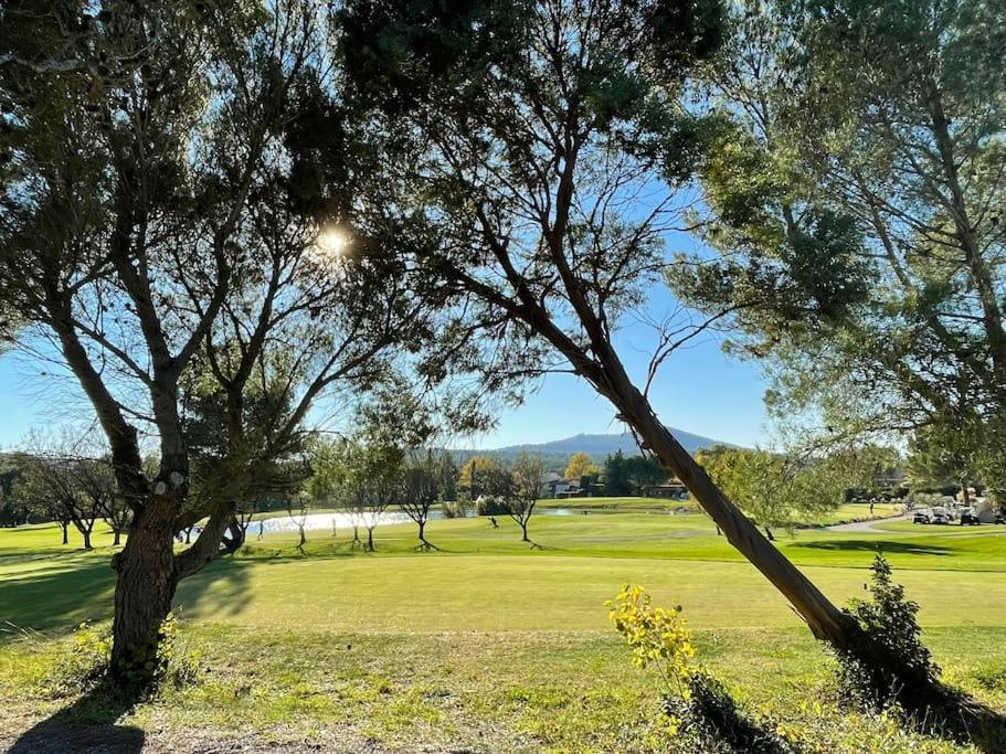 Appartement Golf De Pont Royal Mallemort Extérieur photo